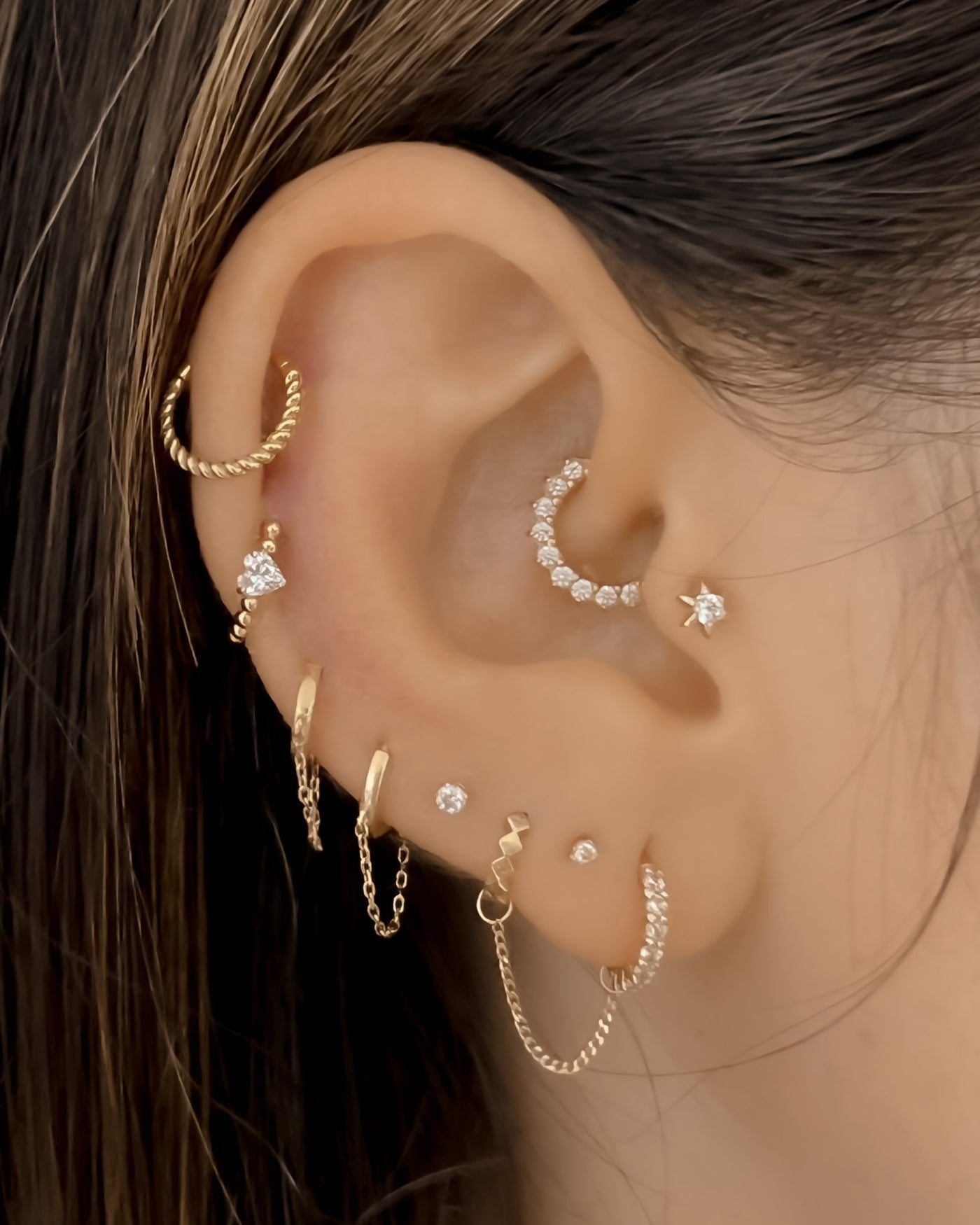 Brunna - 18k Gold Crystal Daith Earring